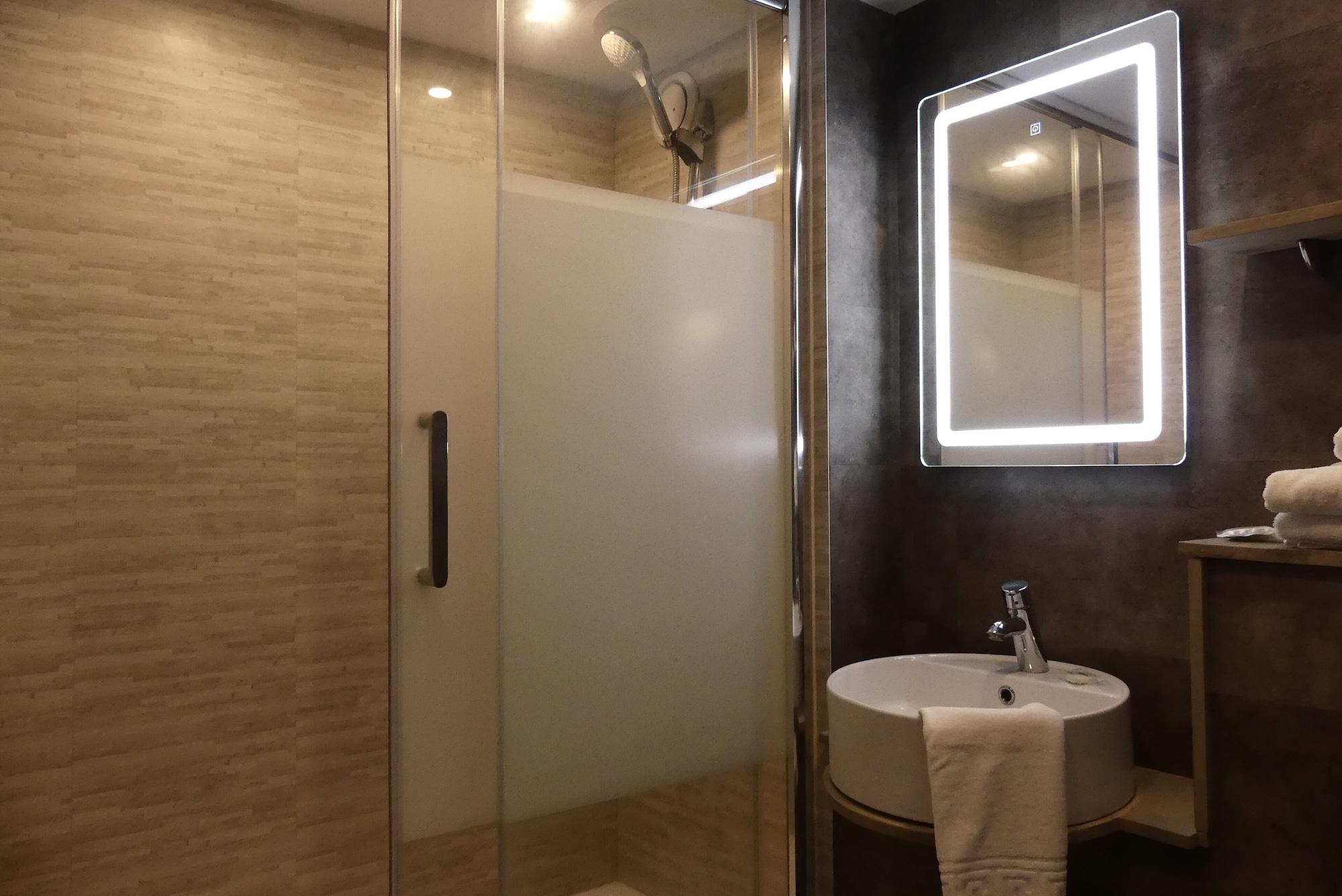Contact Hotel Le Provencal Bordeaux Lac מראה חיצוני תמונה