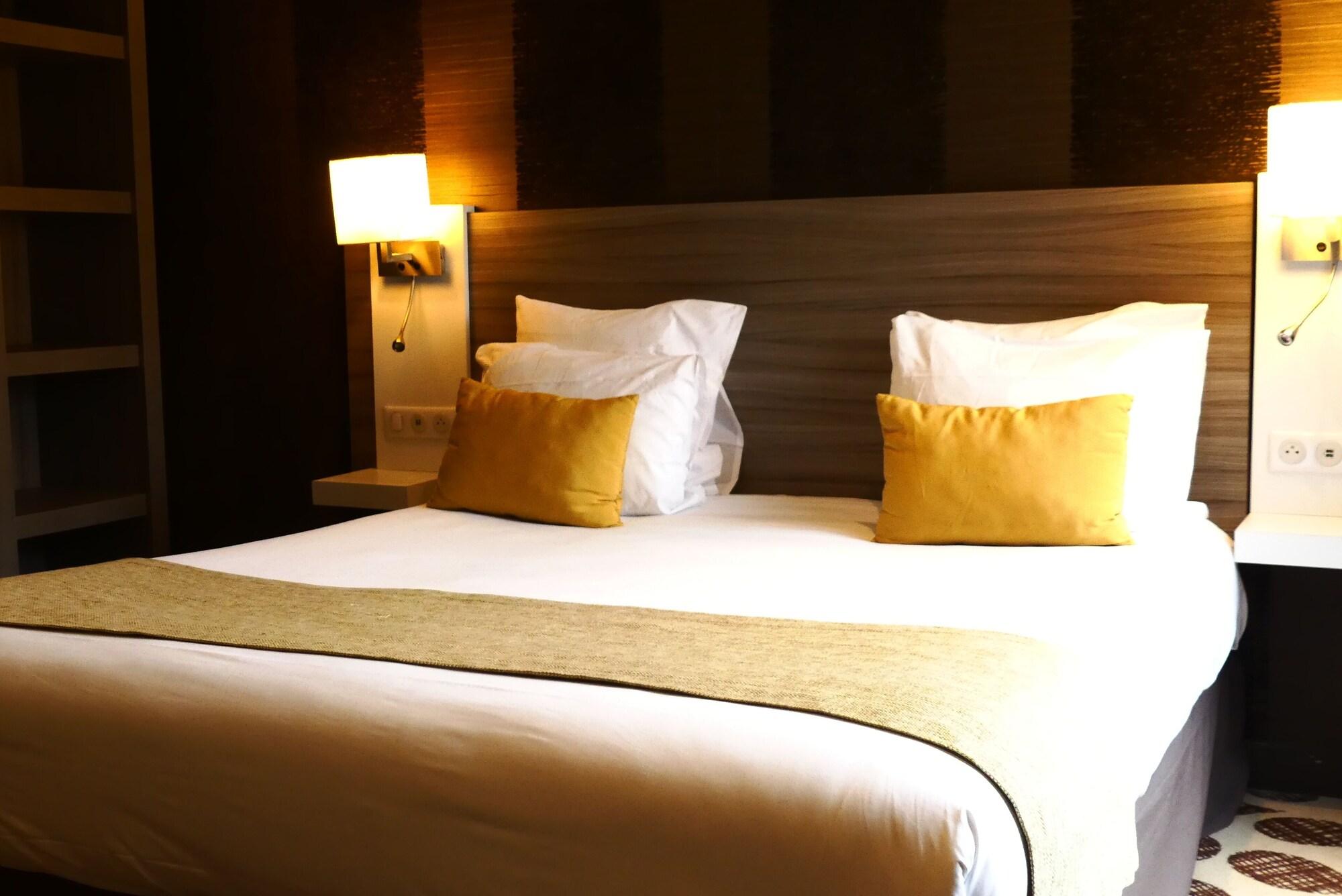 Contact Hotel Le Provencal Bordeaux Lac מראה חיצוני תמונה